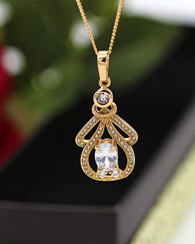 گردنبند رنگ ثابت