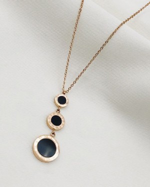 گردنبند رنگ ثابت B07