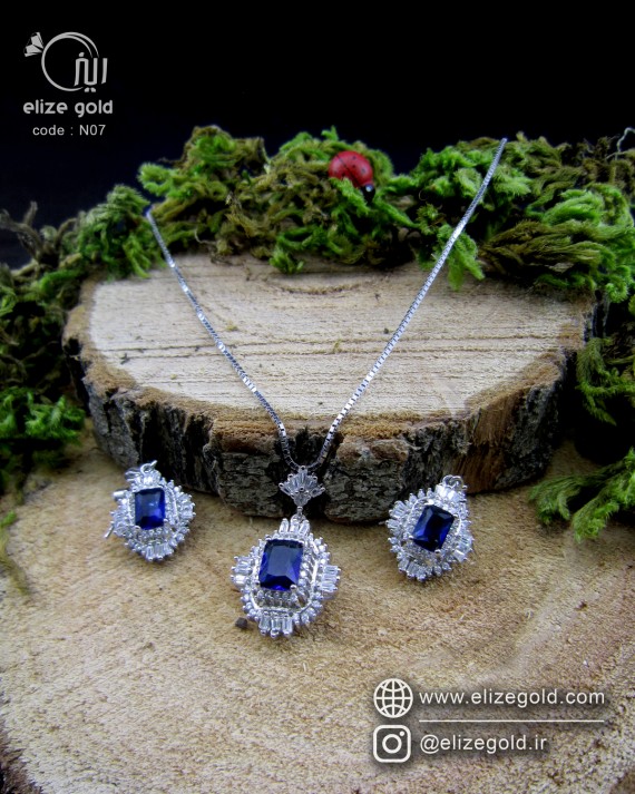 نیم ست نقره جواهری نگین سورمه ای