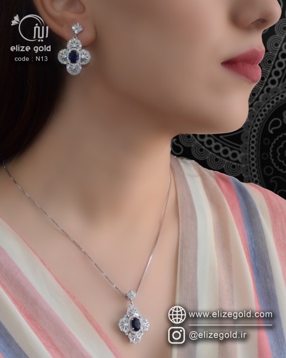 نیم ست جواهری نگین سورمه ای یاقوت کبود